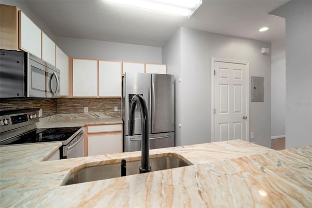 1231 CHARLESWORTH DRIVE, Wesley Chapel, FL 33543