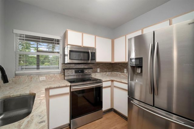 1231 CHARLESWORTH DRIVE, Wesley Chapel, FL 33543