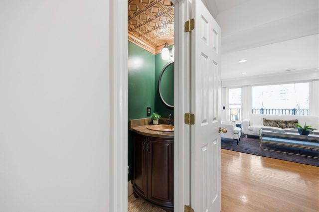 116 Shelby Street, Covington, KY 41011