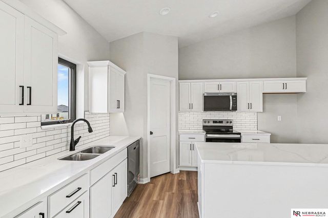 836 W Santa Clara Street, Lincoln, NE 68523