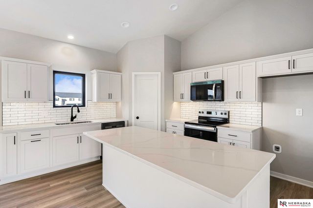 836 W Santa Clara Street, Lincoln, NE 68523