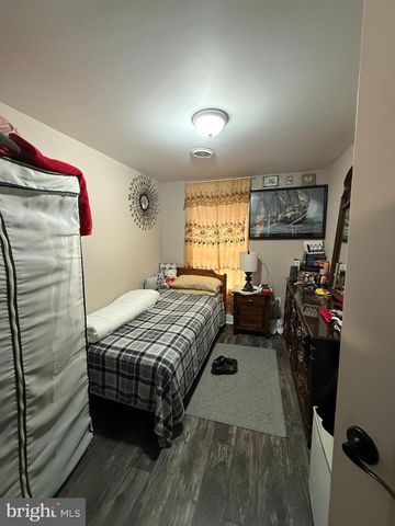 15 E FRONT ST, Trenton, NJ 08608