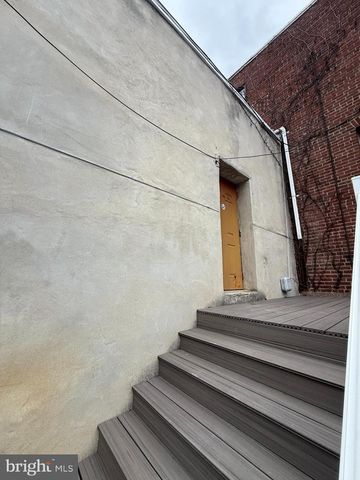 15 E FRONT ST, Trenton, NJ 08608