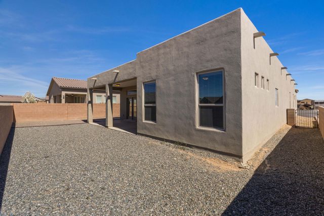 7436 Window Peak Road NW, Albuquerque, NM 87114