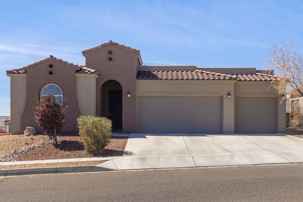 7436 Window Peak Road NW, Albuquerque, NM 87114