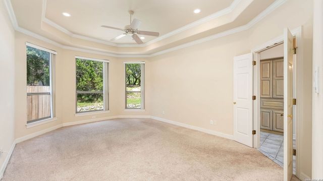 27509 Boerne Cliff Dr, Boerne, TX 78006