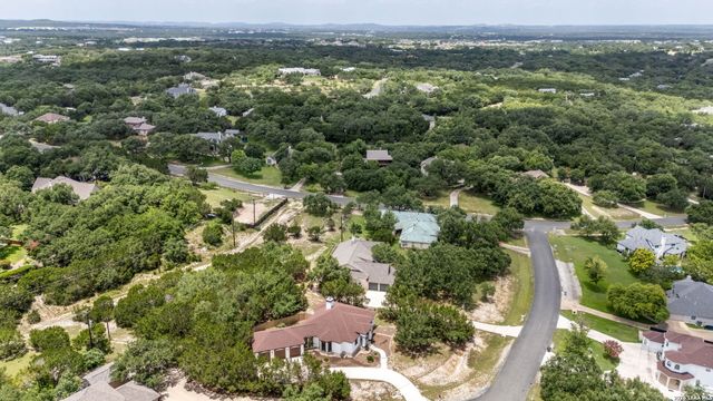27509 Boerne Cliff Dr, Boerne, TX 78006
