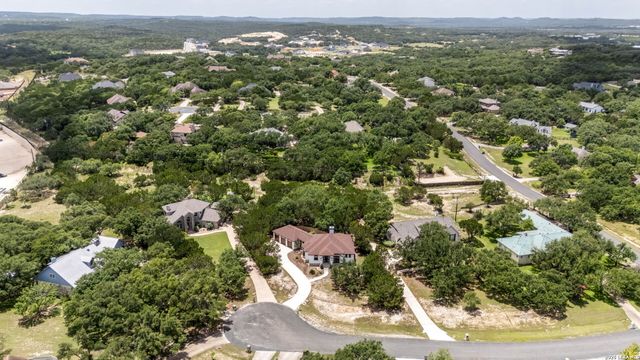 27509 Boerne Cliff Dr, Boerne, TX 78006
