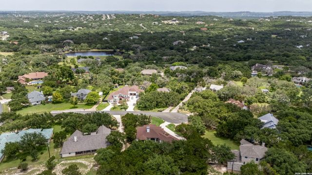 27509 Boerne Cliff Dr, Boerne, TX 78006