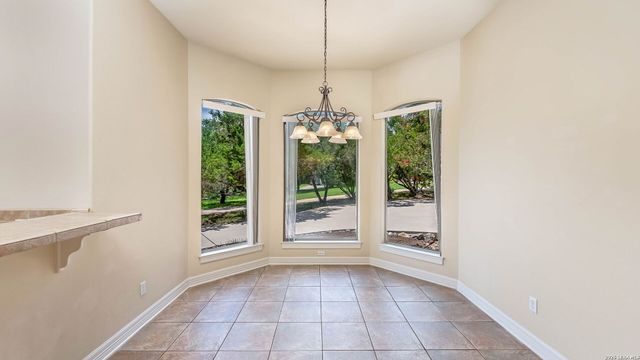 27509 Boerne Cliff Dr, Boerne, TX 78006
