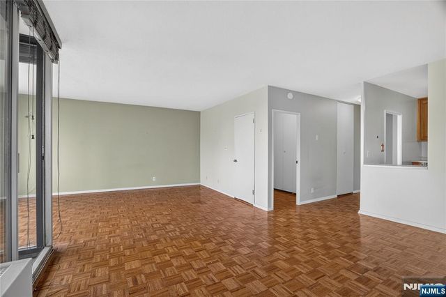 6 Horizon 602, Fort Lee, NJ 07024