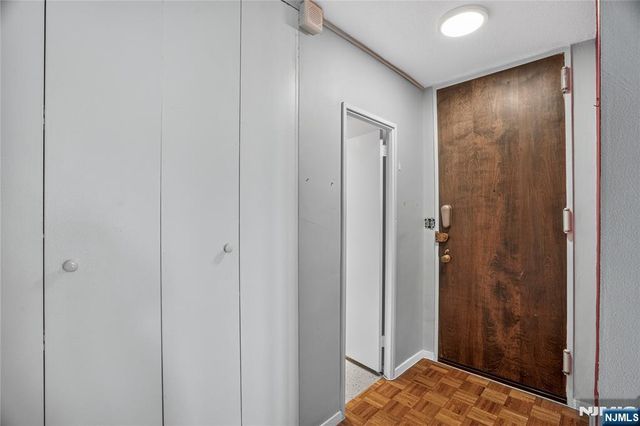 6 Horizon 602, Fort Lee, NJ 07024
