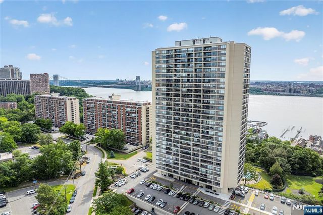 6 Horizon 602, Fort Lee, NJ 07024