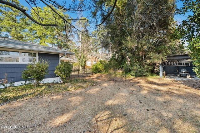 1117 S 1st Street, Smithfield, NC 27577