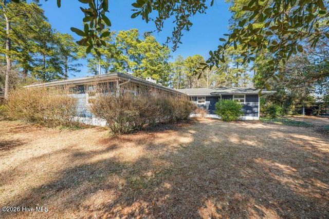 1117 S 1st Street, Smithfield, NC 27577