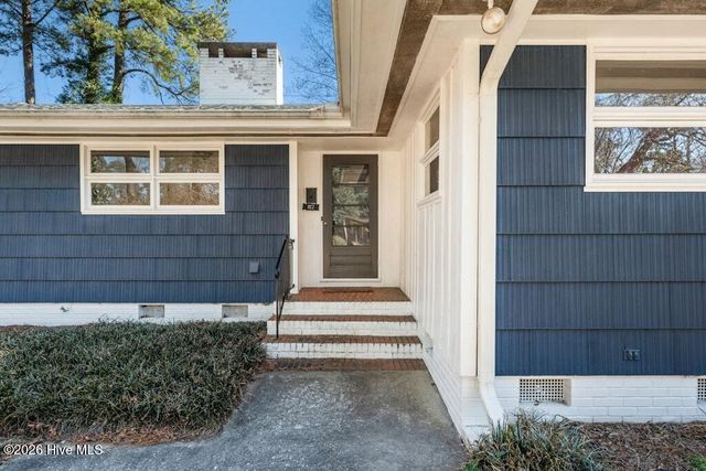 1117 S 1st Street, Smithfield, NC 27577