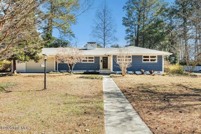 1117 S 1st Street, Smithfield, NC 27577