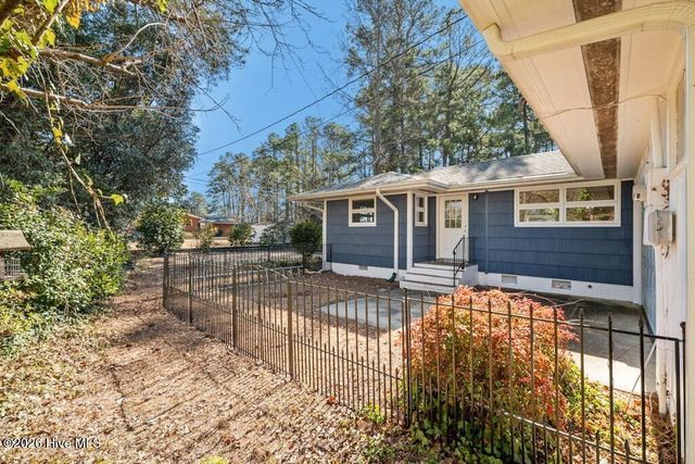 1117 S 1st Street, Smithfield, NC 27577