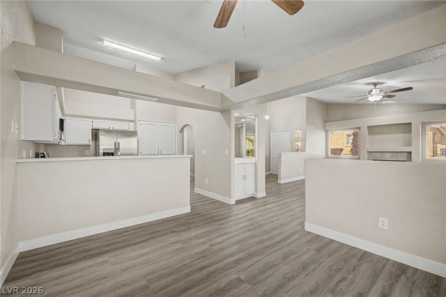9300 Mount Cherie Avenue 101, Las Vegas, NV 89129