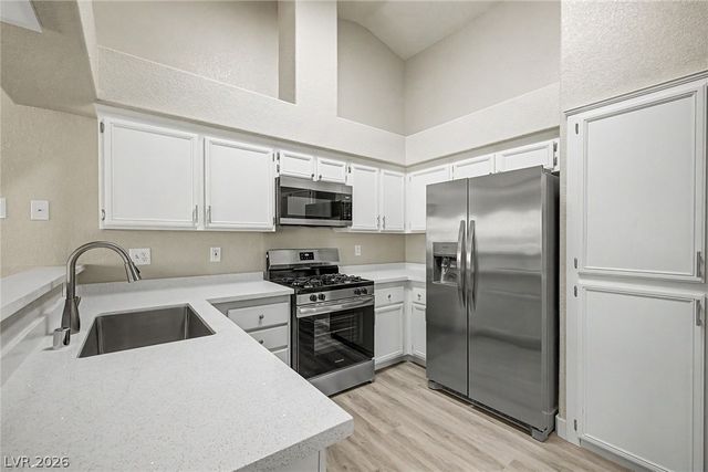 9300 Mount Cherie Avenue 101, Las Vegas, NV 89129