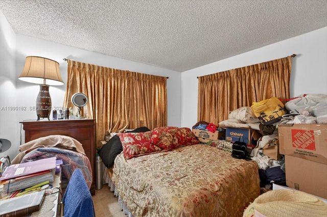 1125 NW 69th Avenue, Margate, FL 33063