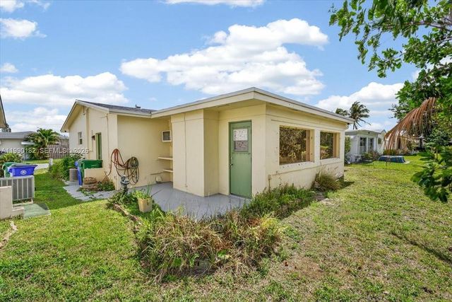 1125 NW 69th Avenue, Margate, FL 33063