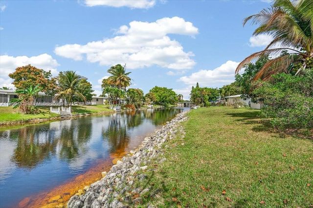1125 NW 69th Avenue, Margate, FL 33063
