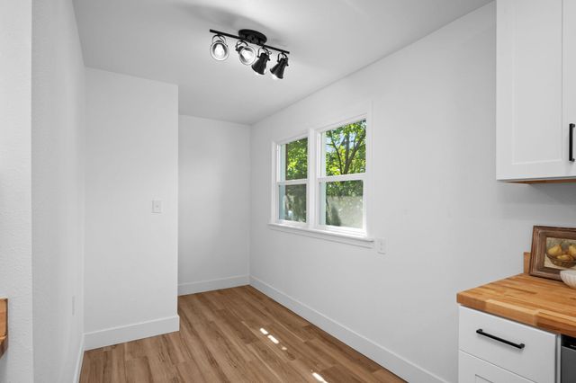 2618 N Washington St, Spokane, WA 99205