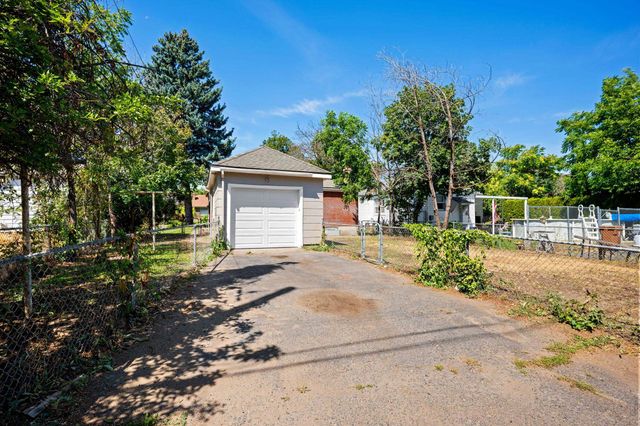 2618 N Washington St, Spokane, WA 99205
