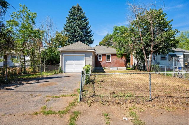 2618 N Washington St, Spokane, WA 99205