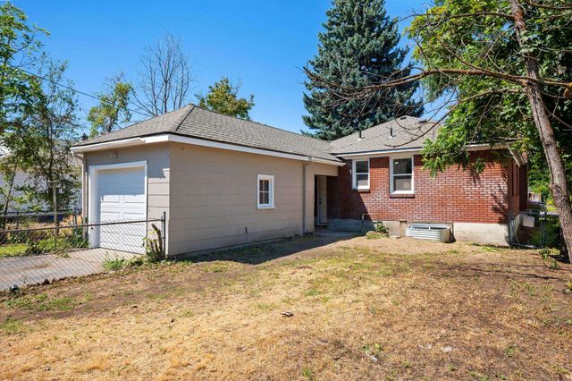 2618 N Washington St, Spokane, WA 99205