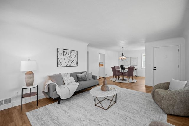 2618 N Washington St, Spokane, WA 99205