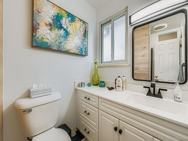 7169 S Tamarac Ct, Centennial, CO 80112