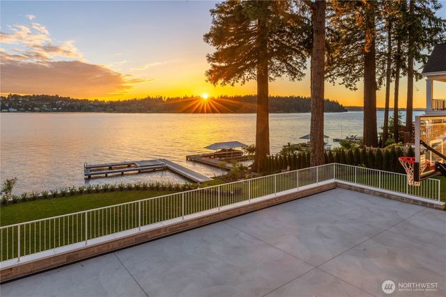 6333 77th Avenue SE, Mercer Island, WA 98040
