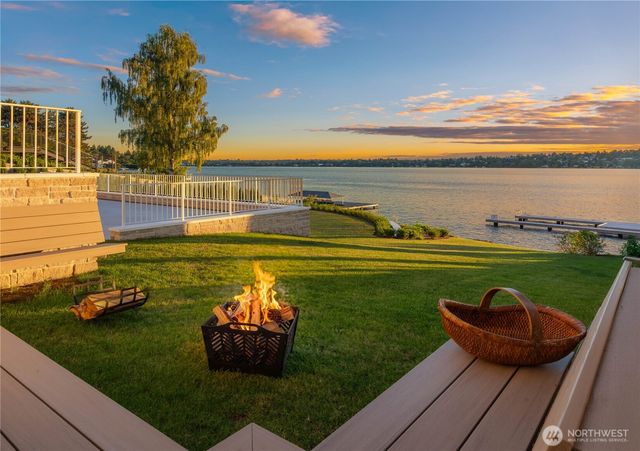 6333 77th Avenue SE, Mercer Island, WA 98040
