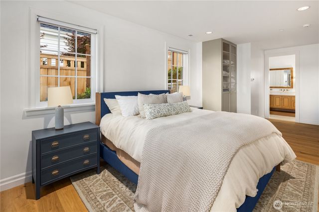 6333 77th Avenue SE, Mercer Island, WA 98040