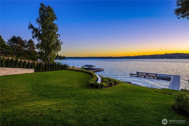 6333 77th Avenue SE, Mercer Island, WA 98040