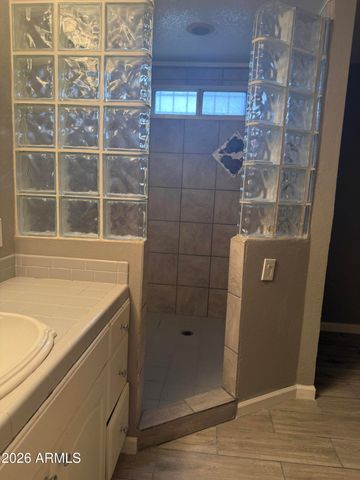 8839 W COLUMBUS Avenue, Phoenix, AZ 85037