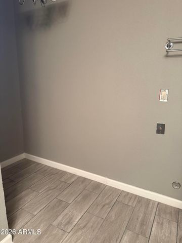 8839 W COLUMBUS Avenue, Phoenix, AZ 85037