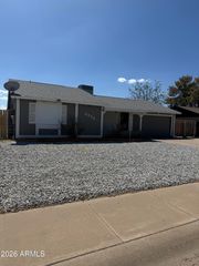 8839 W COLUMBUS Avenue, Phoenix, AZ 85037