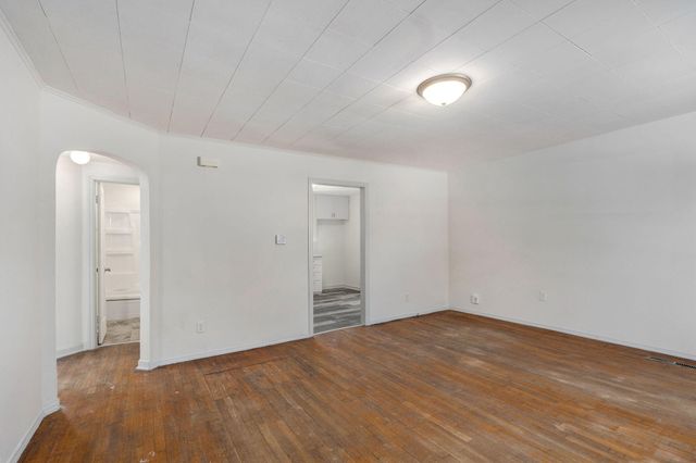 1926 E Elm Street, Springfield, MO 65802