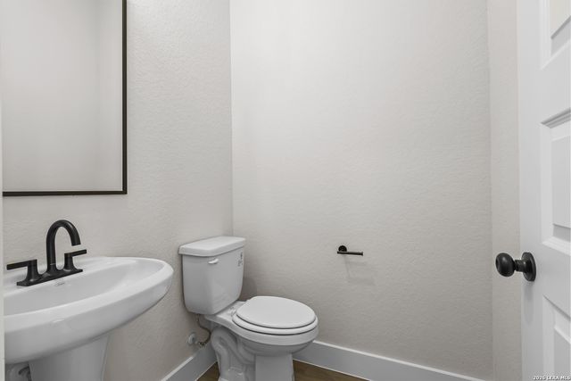 4506 Yoakum Valley, Schertz, TX 78108