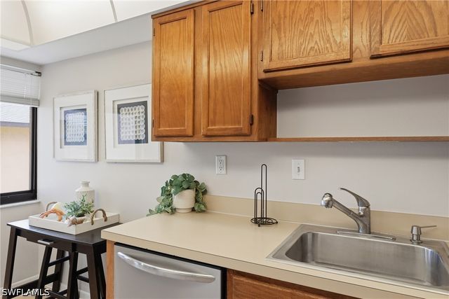 1526 Mainsail DR 3, Naples, FL 34114