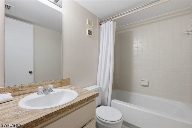 1526 Mainsail DR 3, Naples, FL 34114