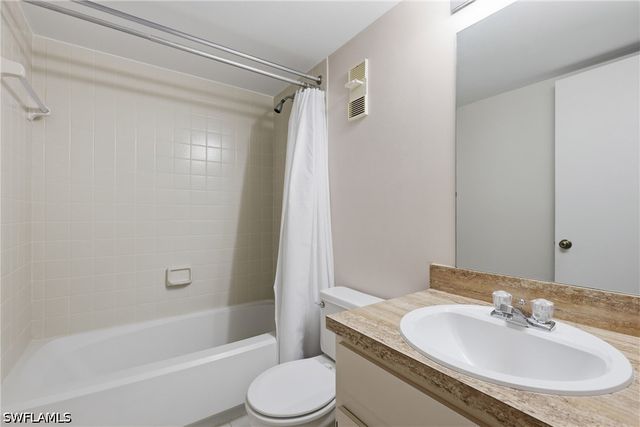 1526 Mainsail DR 3, Naples, FL 34114