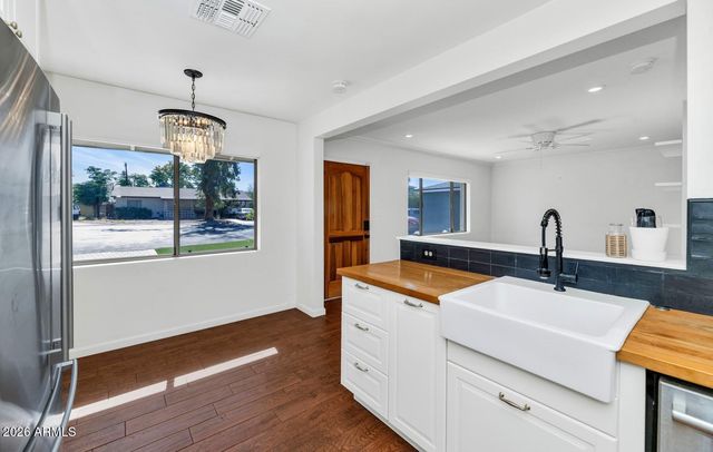 4228 N 44TH Place, Phoenix, AZ 85018