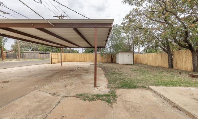 5024 39th Street, Lubbock, TX 79414