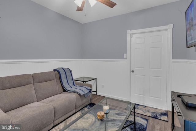 2584 DANIELS LN, Quakertown, PA 18951