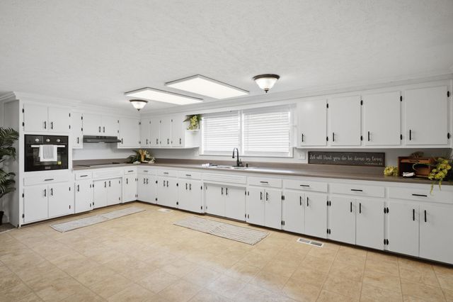 2101 Housand Loop, Nichols, SC 29581