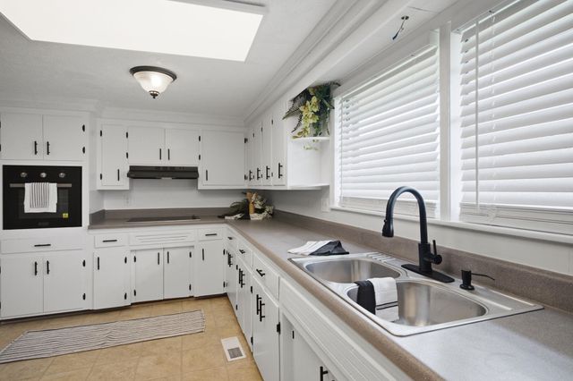 2101 Housand Loop, Nichols, SC 29581